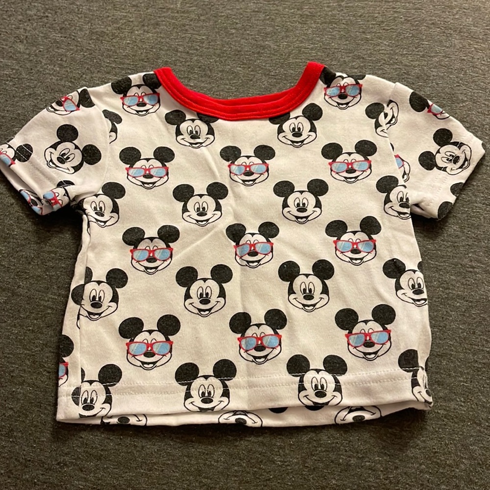 Baby clothes